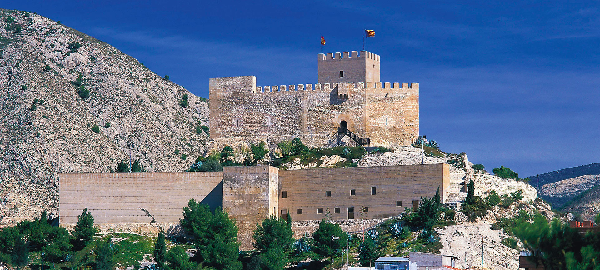 Zamek w Petrer. Alicante. Zamek w Petrer. Alicante.