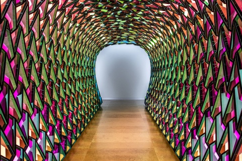 «Tunnel per svelare il tempo» opera di Olafur Eliasson. Centro d'Arte Hortensia Herrero