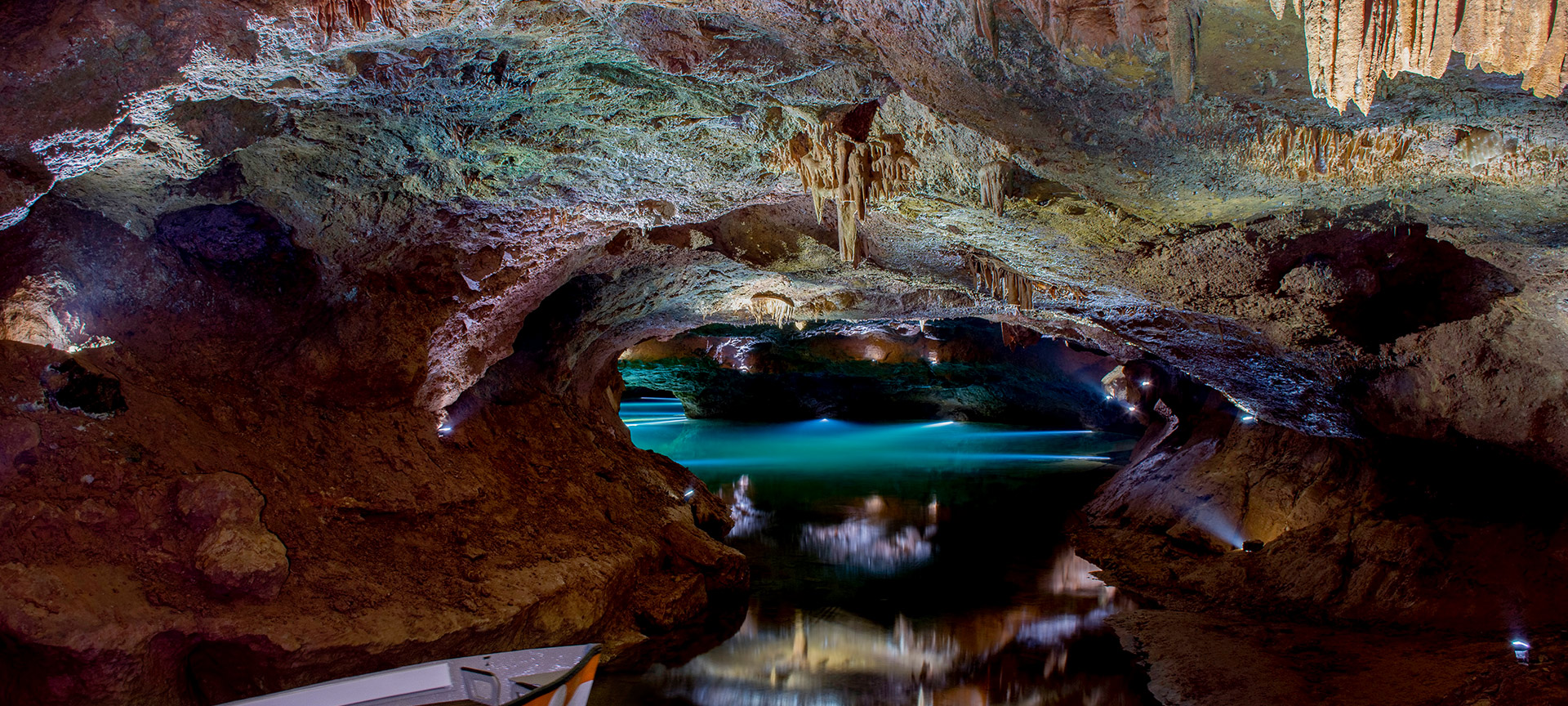 Coves Sant Josep in La Vall d'Uixó, Castellón, Region von Valencia Coves Sant Josep in La Vall d'Uixó, Castellón, Region von Valencia