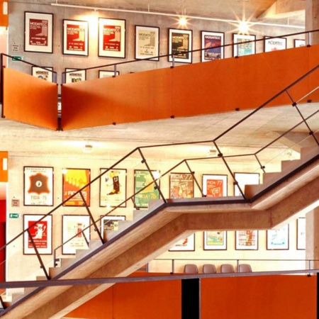 Vue intérieure du musée de la chaussure d'Elda
