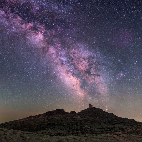 Astroturismo sobre la Almenara de la Sierra de Gata Astroturismo sobre la Almenara de la Sierra de Gata