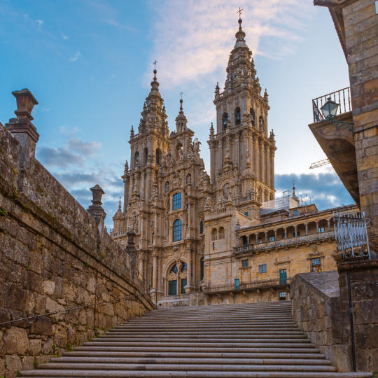 Vista de la catedral de Santiago de Compostela, Galicia. Vista de la catedral de Santiago de Compostela, Galicia.