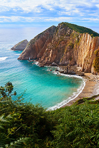 Playa del Silencio (Cudillero, Asturias), en la Costa Verde Playa del Silencio (Cudillero, Asturias), en la Costa Verde