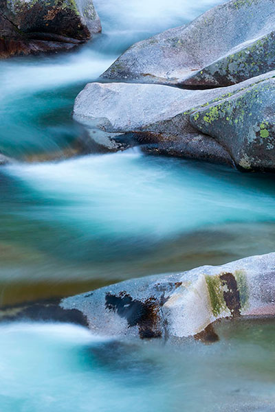 Los Pilones en la Garganta de los Infierno en Cáceres, Extremadura Los Pilones en la Garganta de los Infierno en Cáceres, Extremadura