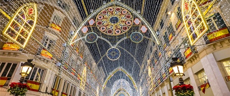 Calle Larios con decorazioni natalizie, Malaga, Andalusia