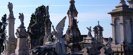 Städtischer Friedhof La Carriona in Avilés, Asturien