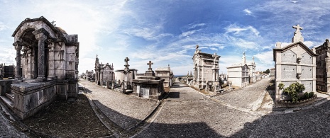 Panoramablick vom Friedhof von Ciriego in Santander, Kantabrien