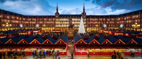 Weihnachtsmarkt auf dem Plaza Mayor in Madrid, Autonome Gemeinschaft Madrid