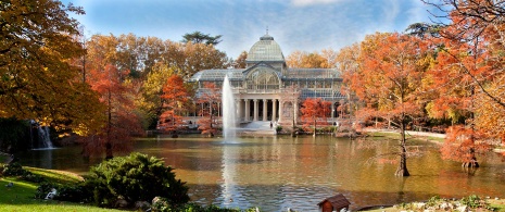 Palacio de Cristal en el Parque de El Retiro, Madrid