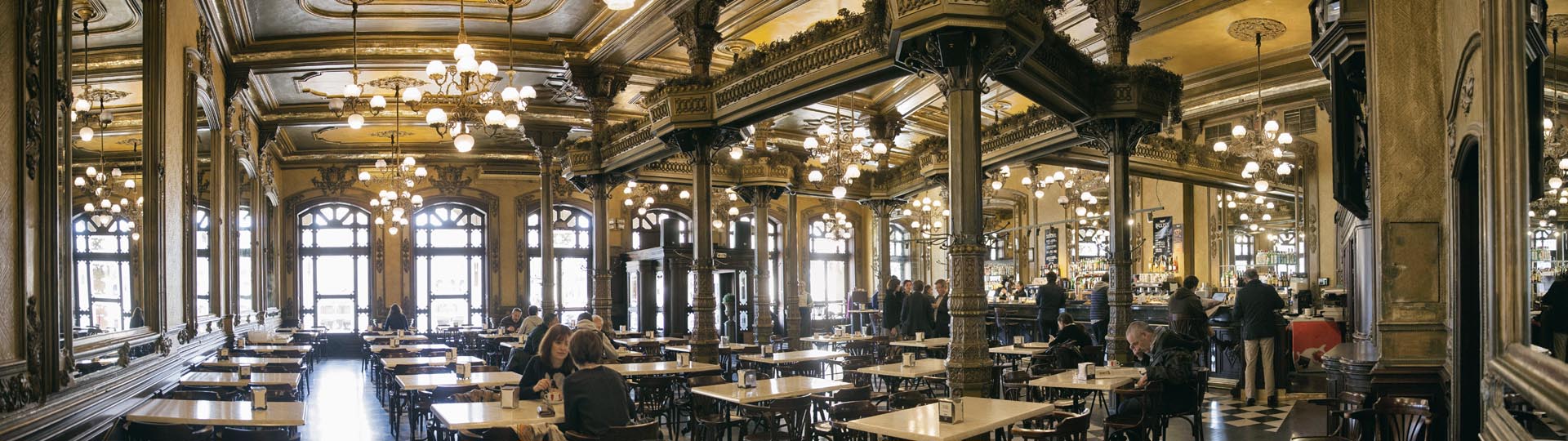 Panorama du Café Iruña, Pampelune