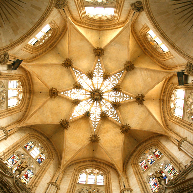 Interior de la Catedral de Burgos Interior de la Catedral de Burgos