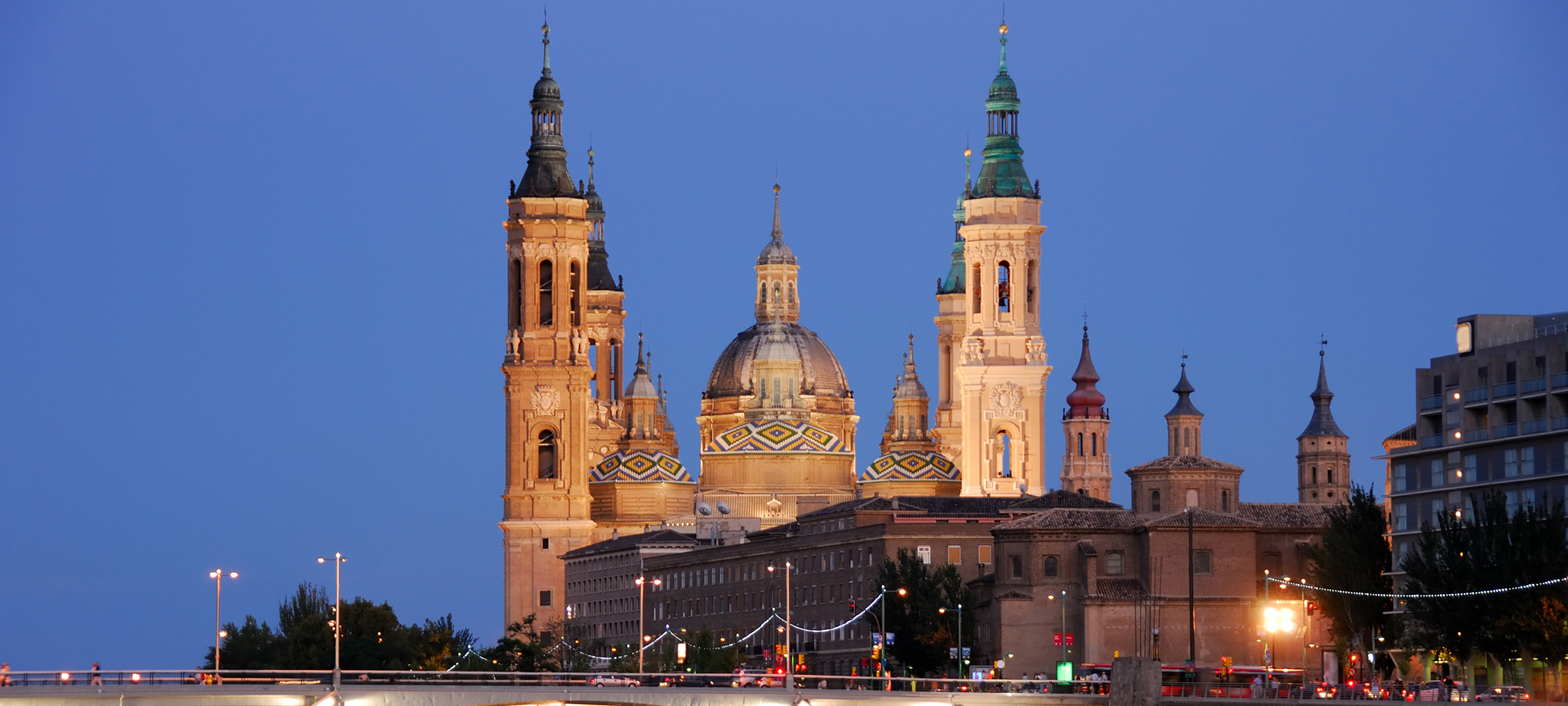 Basílica de Nuestra Señora del Pilar, Zaragoza Basílica de Nuestra Señora del Pilar, Zaragoza