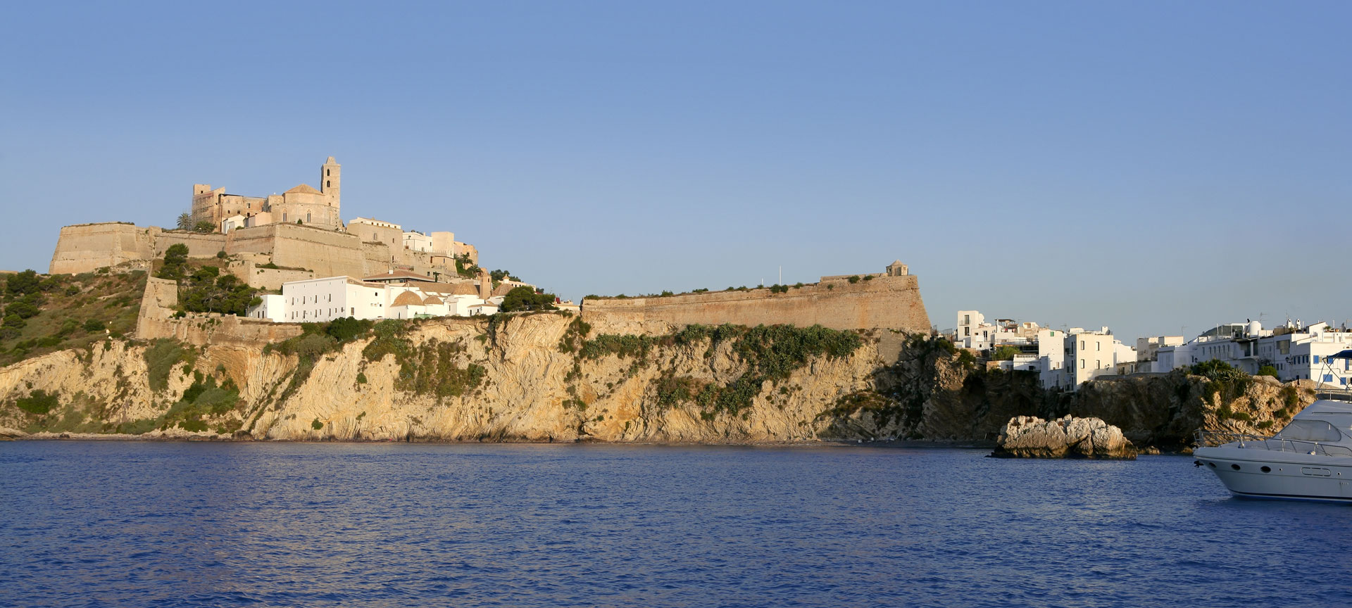 Murallas de Dalt Vila, Eivissa Murallas de Dalt Vila, Eivissa