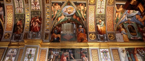 Particolare del soffitto della biblioteca del Monastero dell'Escorial, Madrid